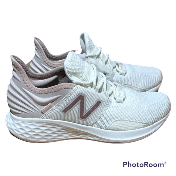 New Balance Shoes - New Balance Roav Fresh Foam Woman’s Size 7